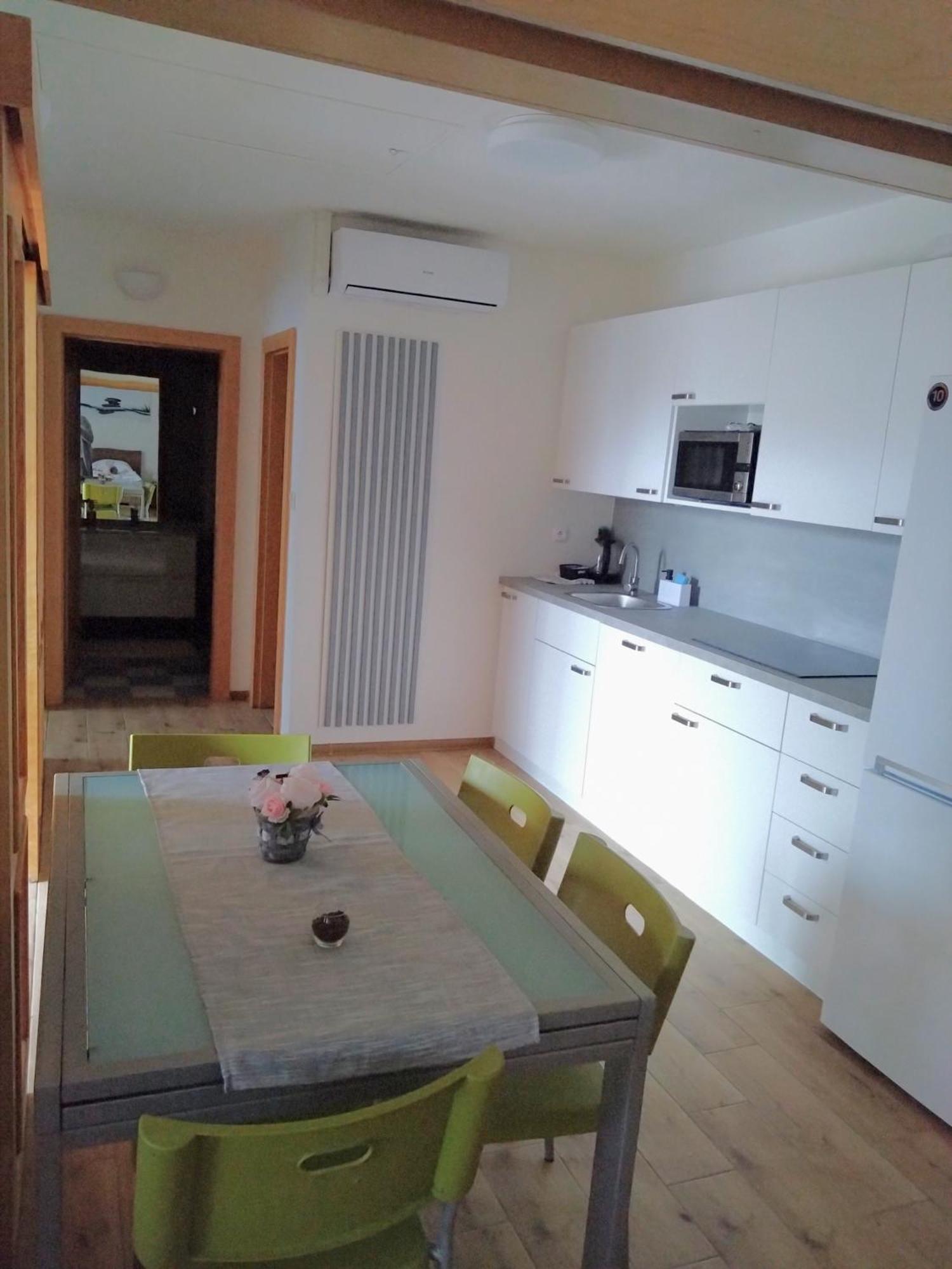 Apartment Bile Domky Lednice